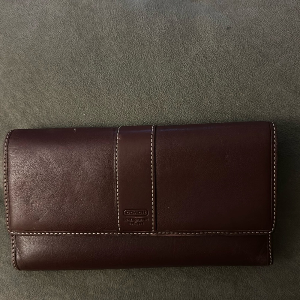 Vintage Coach Checkbook Wallet In Burgundy